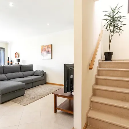 Сasa de vacaciones Garden *